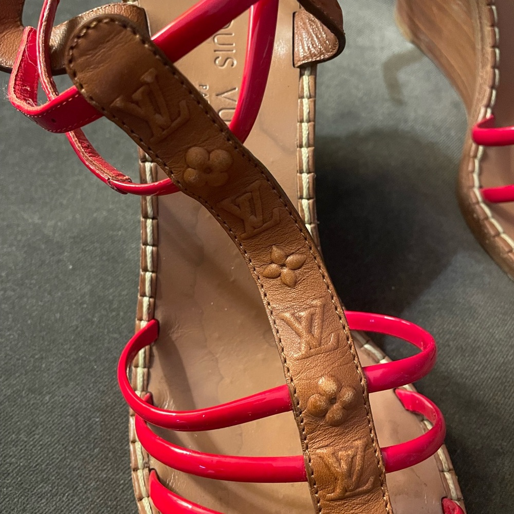 Louis Vuitton Brown Wedge Sandal with Red Straps - Picture 7 of 12